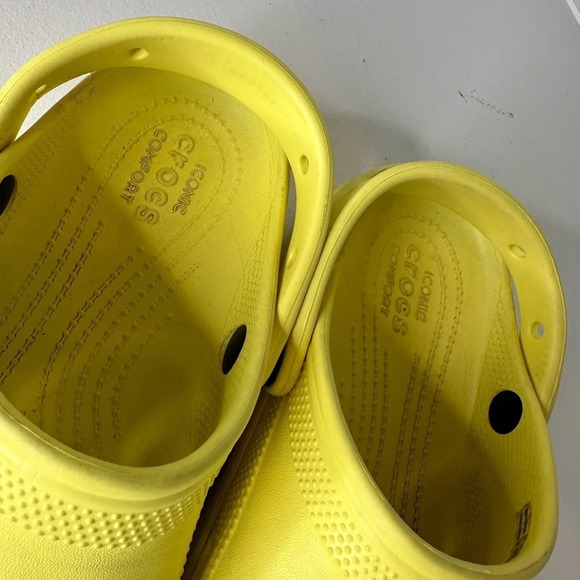 CROCS Yellow Wedge Iconic Comfort Women’s - Size 9 - Picture 4 of 9